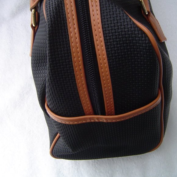 YSL BLACK BOSTON BAG EUC - Picture 4 of 16